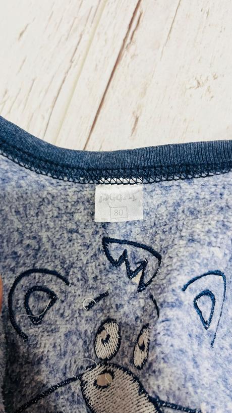 Vesta 80 s výšivkou scamp, scamp,80