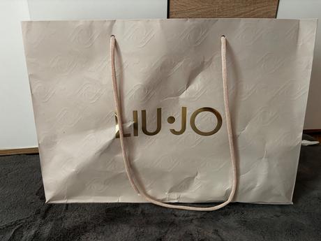 Kabelka liu jo, liu jo