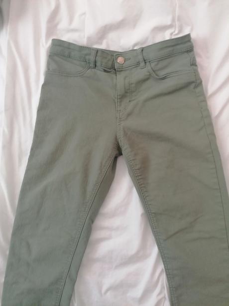 Nohavice v. 146/152, h&m,152