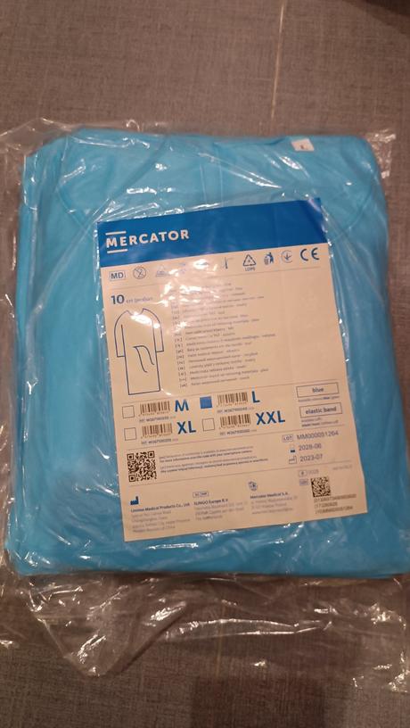 Lekárska vizitková zástera mercator medical univer, 