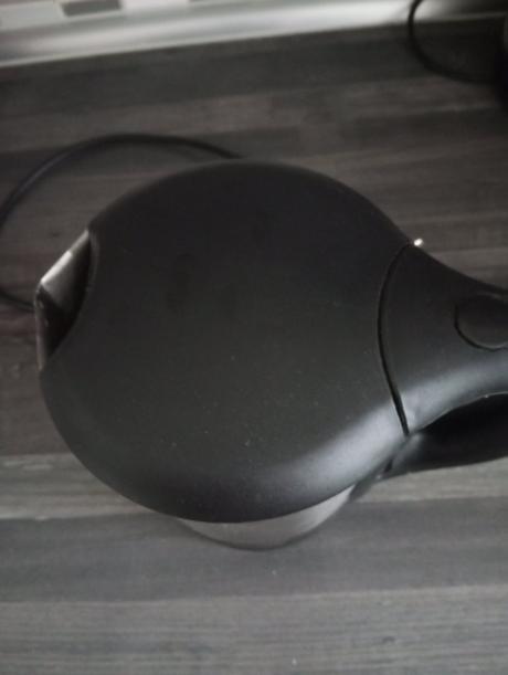 Rýchlovarná kanvica, electrolux