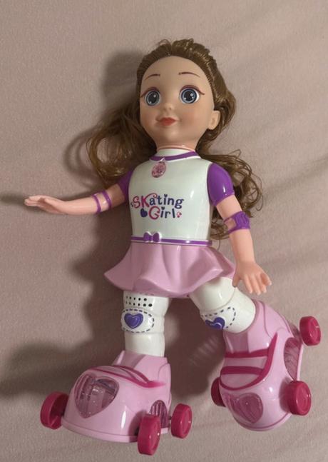 Bábika na korčuliach, 