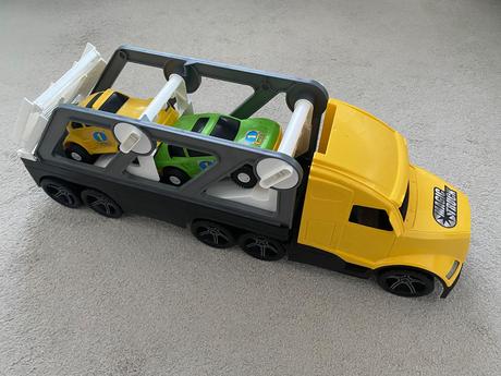 Nákladné auto s prívesom, 