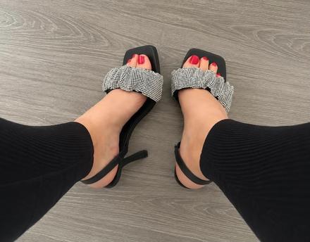 Sandalky, 38