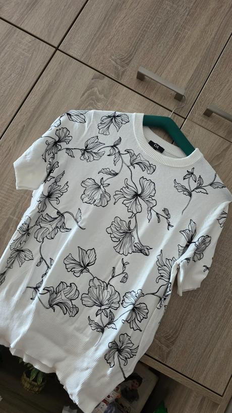 Pulovrik damsjy xl zn.c&a, c&a,xl