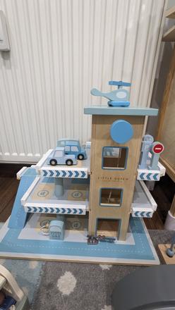 Luttle dutch garáž, 