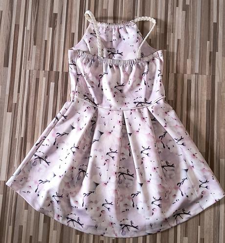 Pekné šaty dvoje rovnaké, 38