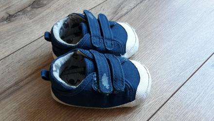 Chlapcenske capacky, next,<17