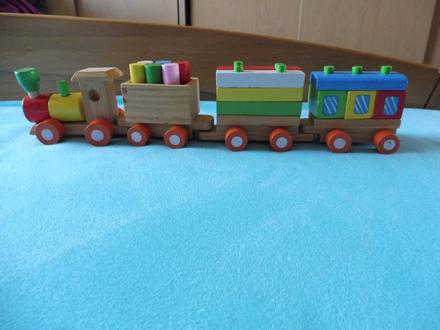Drevený vláčik, 