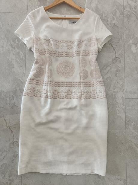 Púzdrové šaty zn. ulmar, 42