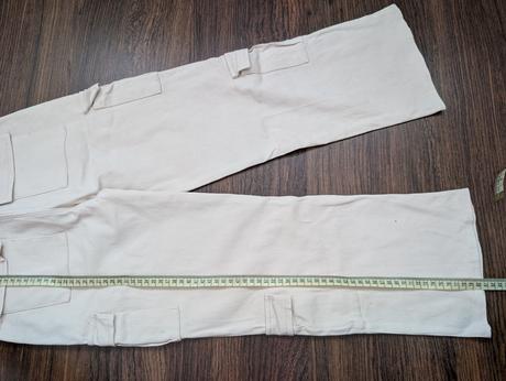 Vreckové nohavice, 146