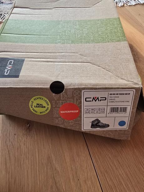 Turisticke/outdoorove topanky, cmp,30