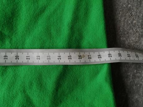 Jednoduché zelené šaty v140,9-10 r.,pružné, 140