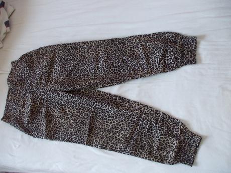 Ľahké letné nohavice, lindex,134