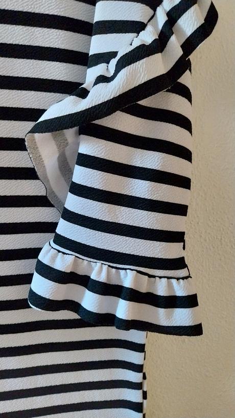 Čierne prúžkované šaty zn. c&a, c&a,s