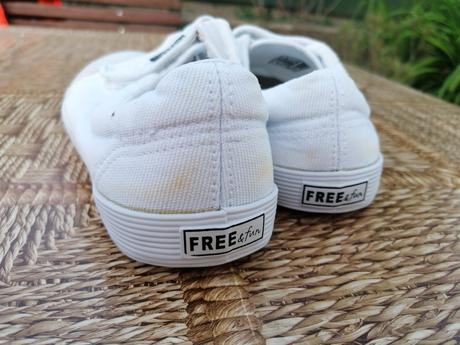 Cvičky alebo prezuvky, 35