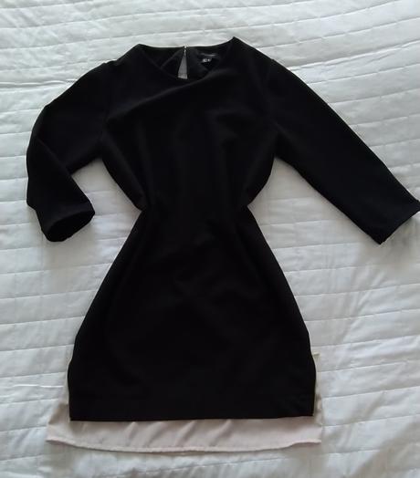 Čierne šaty, atmosphere,38