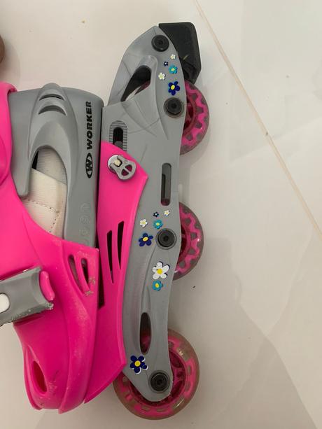 Dievčenské kolieskové korčule, 33