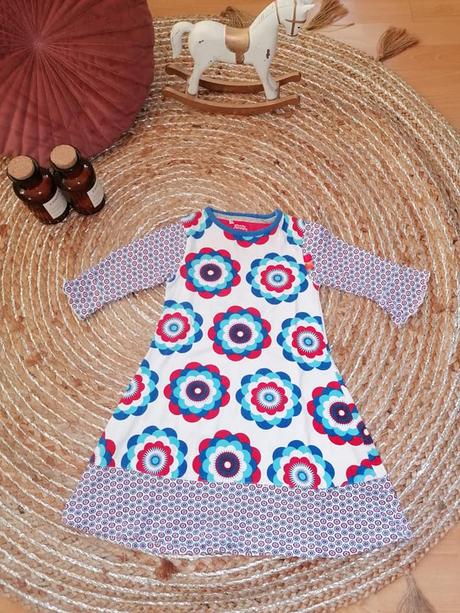 Bavlněné šaty, 98