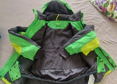 Zimná lyžiarska bunda, 146