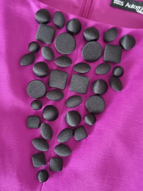 Cyklámenovo-čierne púzdrové šaty m&s veľ.40, marks & spencer,40