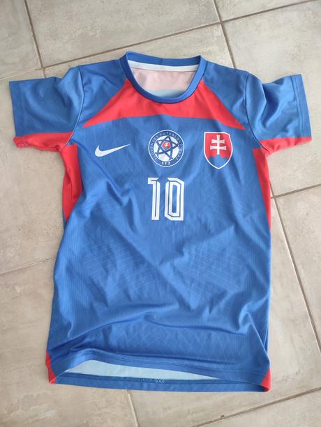 Dres slovensko s menom patrik, 140