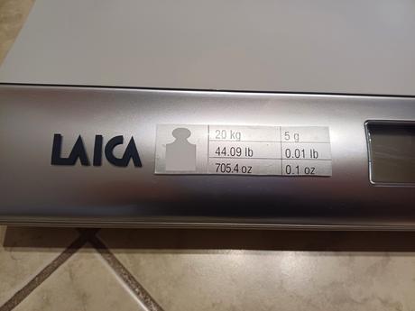 Váha pre bábätká, laica