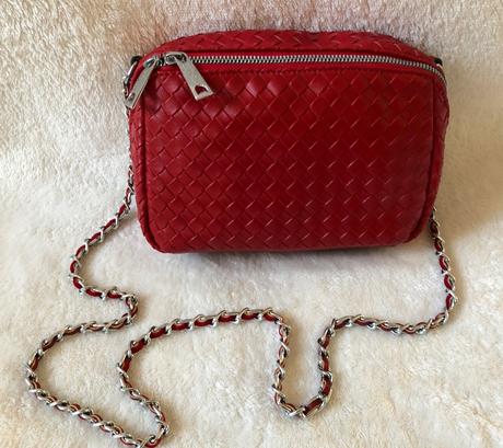 Crossbody s retiazkovým ramienkom,