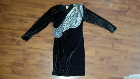 Krásne spoločenské šaty, 38