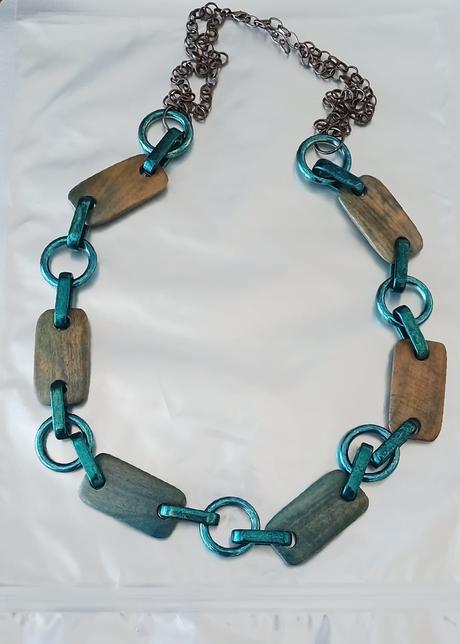 Bižutéria a autorské šperky,