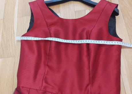 Šaty modello veľkosť 38-40, 38