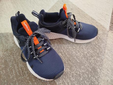 Ľahučké tenisky authority - super stav, authority,35