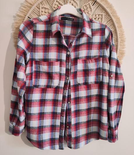 Karovaná košeľa, atmosphere,l