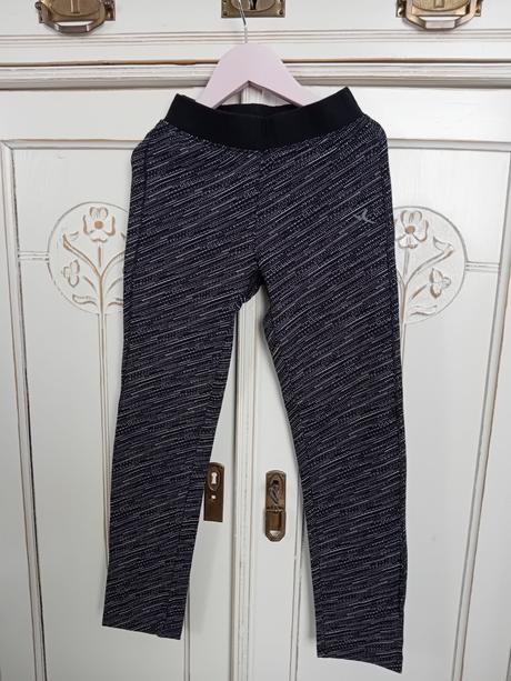 Dievčenské športové legíny, decathlon,128