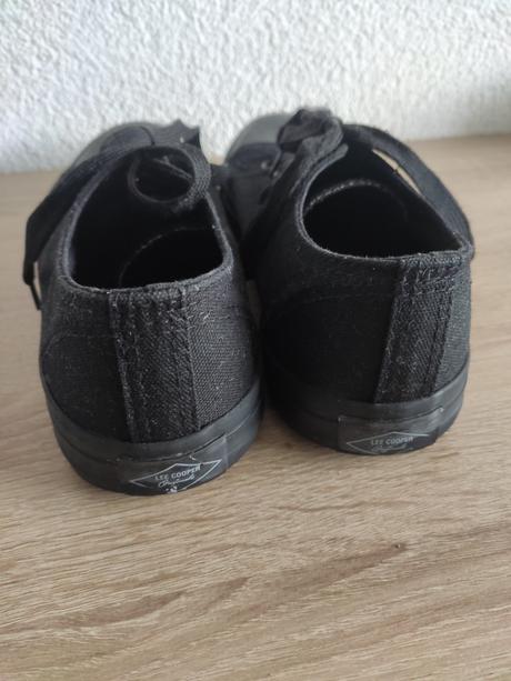 Tenisky, lee cooper,42