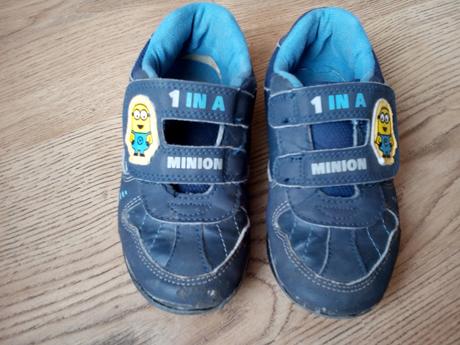 Mimoňove botasky, 30