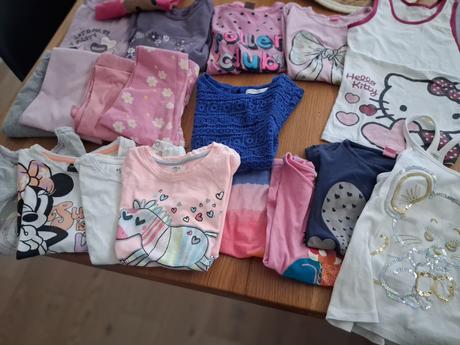 Balík oblečenia pre 4-5 ročne dievcattko, 104–116