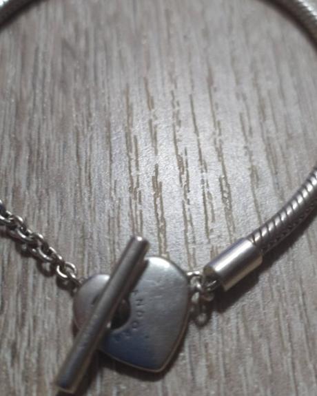 Pandora náramok, pandora