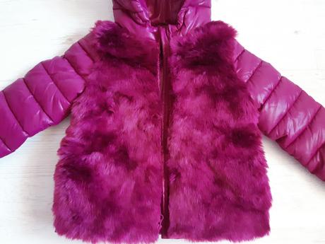 Nadherna vetrovka s kozuskom, benetton,104