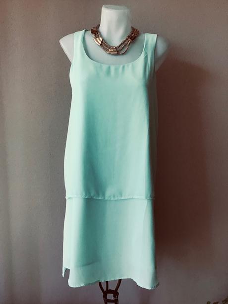 Pekné šaty vila /31, s