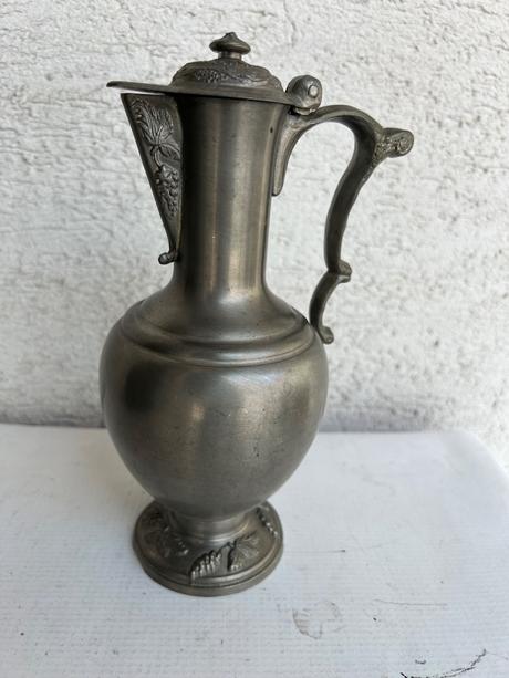 Cinova cin znacena vintage antik  nadoba karafa ca, 