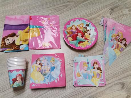 Set na oslavu / na party princezné, 