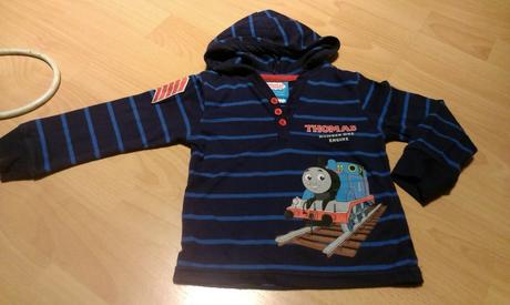 Tricko s dlhym rukavom a kapucnou, 74