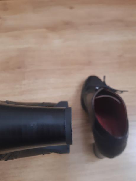 Poltopánky, oxfordky na opätku, 37