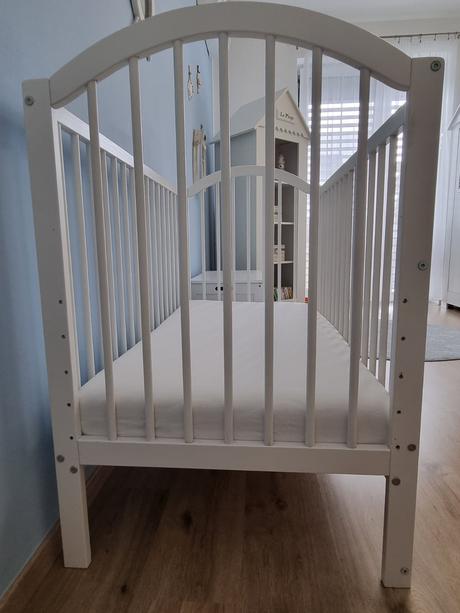 Detská drevená postieľka, šírka (cm): 60,dĺžka (cm): 120