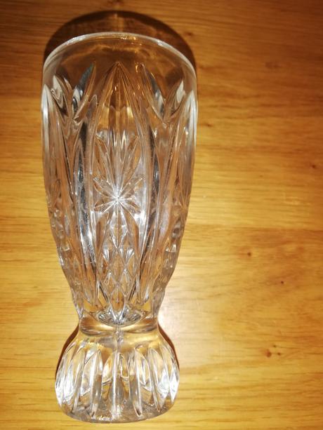 Malá krištálová váza, 