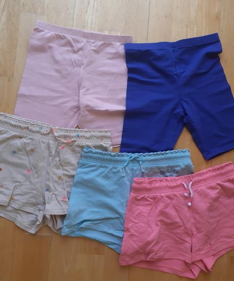 Šortky na 8 rokov tchibo a hm, 134