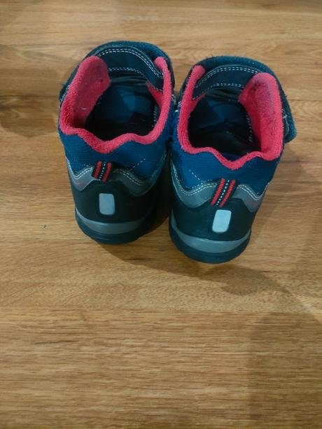 Jesenné topánky, 32