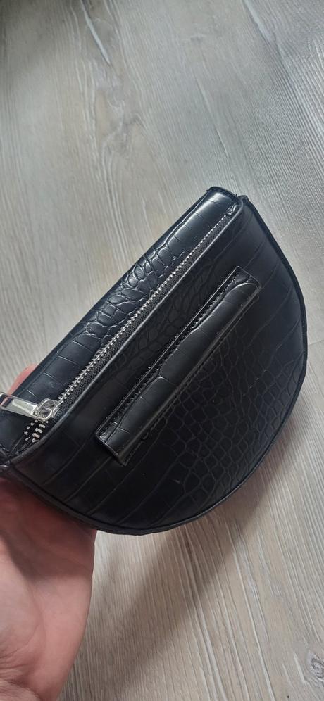 Dámska minikabelka reserved, reserved