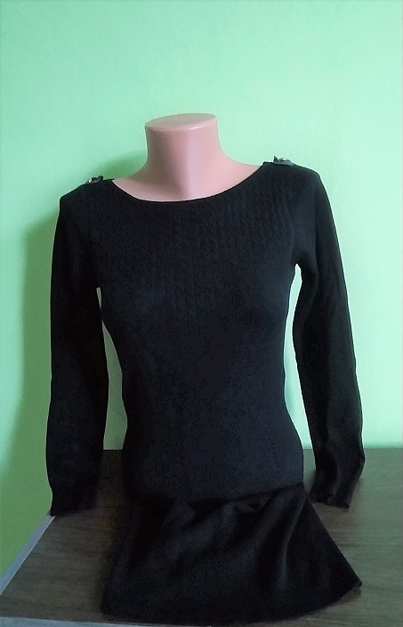 Predlžený sveter s-m, s